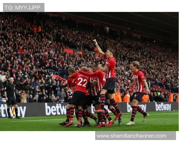 利物浦主场迎战南安普敦全力争胜期待精彩对决 利物浦主场迎战南安普敦全力争胜期待精彩对决